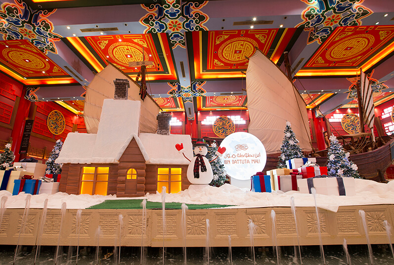 christmas decoration at ibn battuta mall