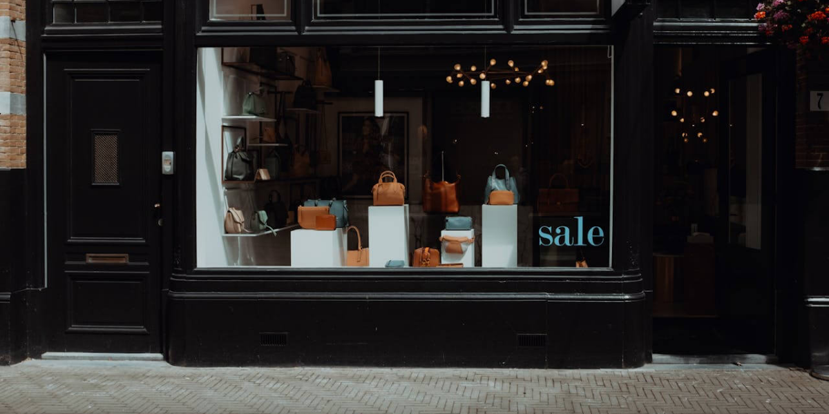 best-handbags-for-work-that-balance-fashion-and-function