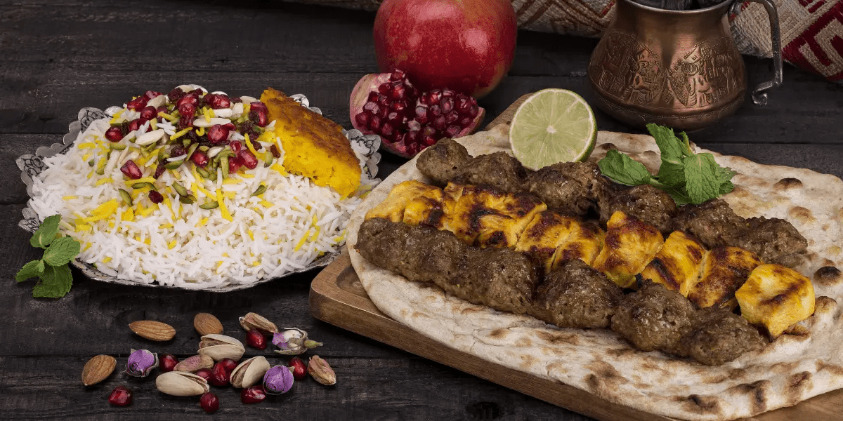 ما-هي-أشهر-الأكلات-الإيرانية-التقليدية؟