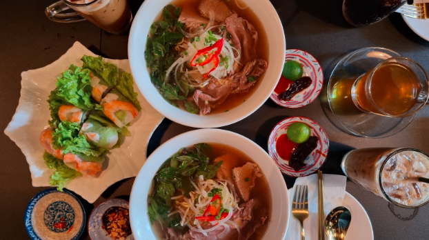 الأكل-الفيتنامي-في-دبي:-اكتشف-آسيا-من-منظور-جديد